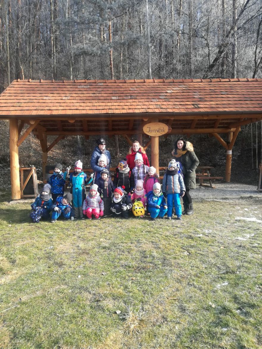 Zimná turistická vychádzka
