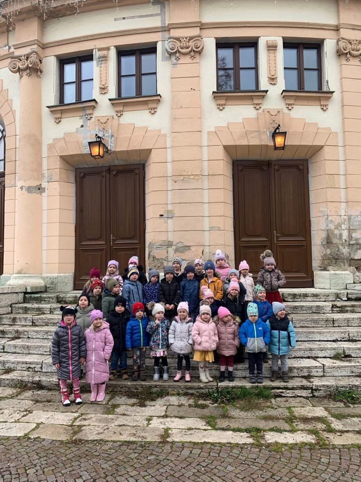 Divadlo - O perníkovej chalúpke